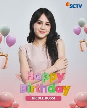 Nicole Rossi Instagram - Happy Birthday, Nicole Rossi! 🤗🎉

Semoga di usia baru ini, semakin banyak kebahagiaan, kesuksesan, dan cinta yang mengelilingimu. Enjoy your special day! 💫🎂🩵

Yuk! Tulis wish kalian untuk Nicole di kolom komentar yaa~~

#AsmaraGenZ #SCTVSinetron #SCTVKreatif #HappyBirthday #NicoleRossi