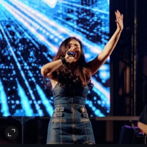 Nicole Theriault Instagram - 💙 #มาช้าแต่มานะ😉  #concert #goodtimes
