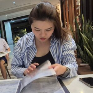 Nicole Theriault Instagram - Swim 2 hours.... eat 2 hours! Hehe....
 @kwangfunnylady