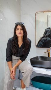 Actress Nidhi Agarwal HD Photos and Wallpapers March 2025