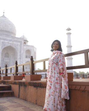 Niharika Dash Instagram - In the shadow of the Taj Mahal, where love stands timeless, we create our own forever. Every moment with you is a masterpiece, etched in my heart. 🧿❤️

#ForTajMahalLoveCouplesPaika #Love #TajMahal #CoupleGoals #ForeverTogether #TimelessLove #Memories #WondersOfTheWorld #TajMahalLove #CoupleInLove #InLoveWithYou #DreamsComeTrue #togetherforever