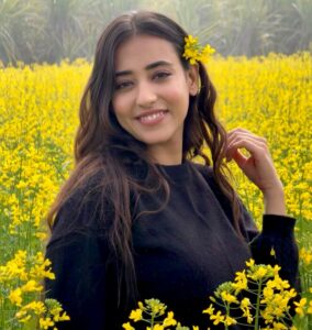 Actress Nikeet Dhillon HD Photos and Wallpapers November 2025