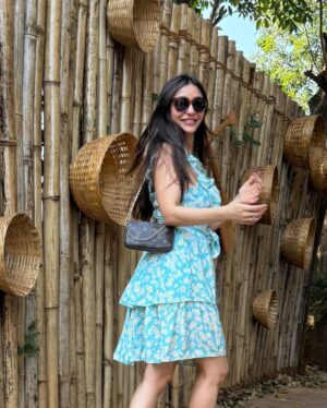 Nikkesha Rangwala Instagram - Favourite month , 🎂 week.  First shoot done ✔️ and looking forward to the rest of the year with so much positivity and love. ❤️ 🧿 

Thank you for your calls, posts,  messages and gifts. Thank you to the ones that made it extra special, you know who you are. 

Location courtesy @clubmahindra #clubmahindravarca 

Your hospitality was impeccable. My friends and me, had a blast.

Soul villa, love the pool. 

@zenogoa definitely the best sunset, lounge vibes. Also amazing food @buzzbetter.india 

@cocoamoga your food and drinks are par excellence.

Goa you are love #goadiaries

📸 @azaincoutinho