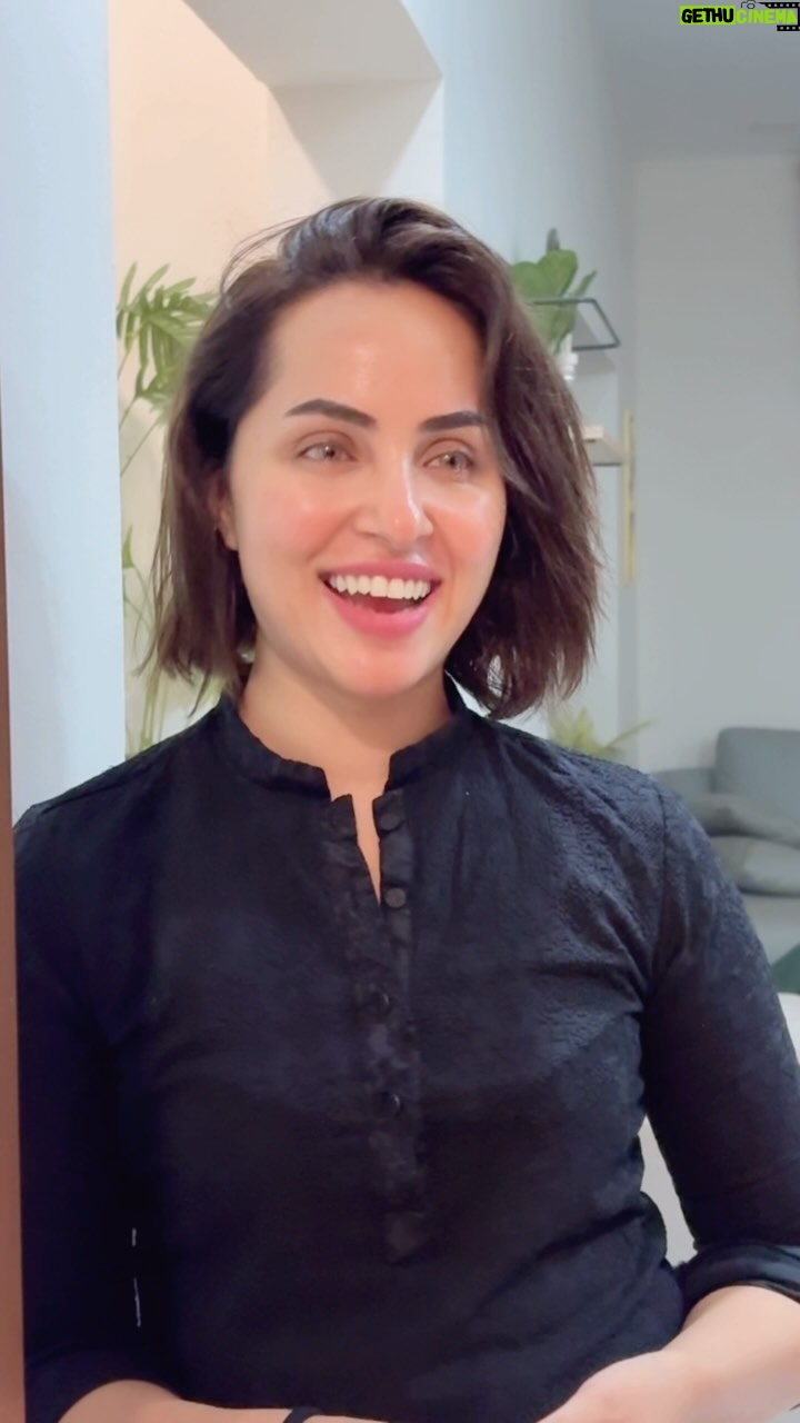Nimra Khan - 73.4K Likes - Jab ami kitchen main hon so don’t take panga