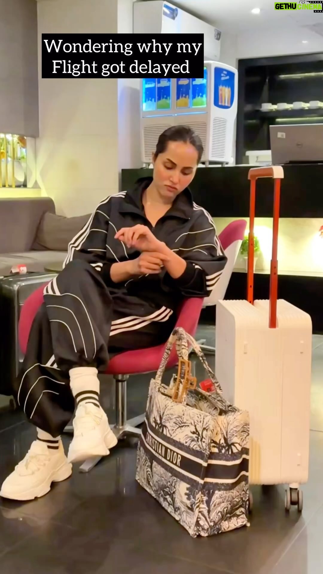 Nimra Khan - 18.7K Likes - Flying to turkey 🇹🇷
@goturkiye @go__istanbul
#goi̇stanbul #goturkiye
