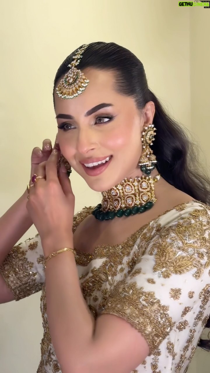 Nimra Khan - 41.7K Likes - Walk for @shakeelsbyzeeshandanish
Styled by @iamwaleednadeem
MUA @nauman_mua
Jewellery @opalbymadihaihsan
@bcwpakistan