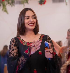 Nimra Khan Instagram - ❤️🖤