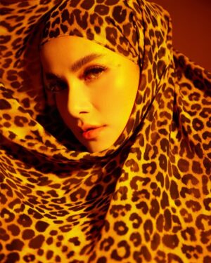 Olla Ramlan Instagram - “The most beautiful people we have known are those who have known defeat, known suffering, known struggle, known loss, and have found their way out of the depths. Beautiful people do not just happen.”

#olramstyle 🔥