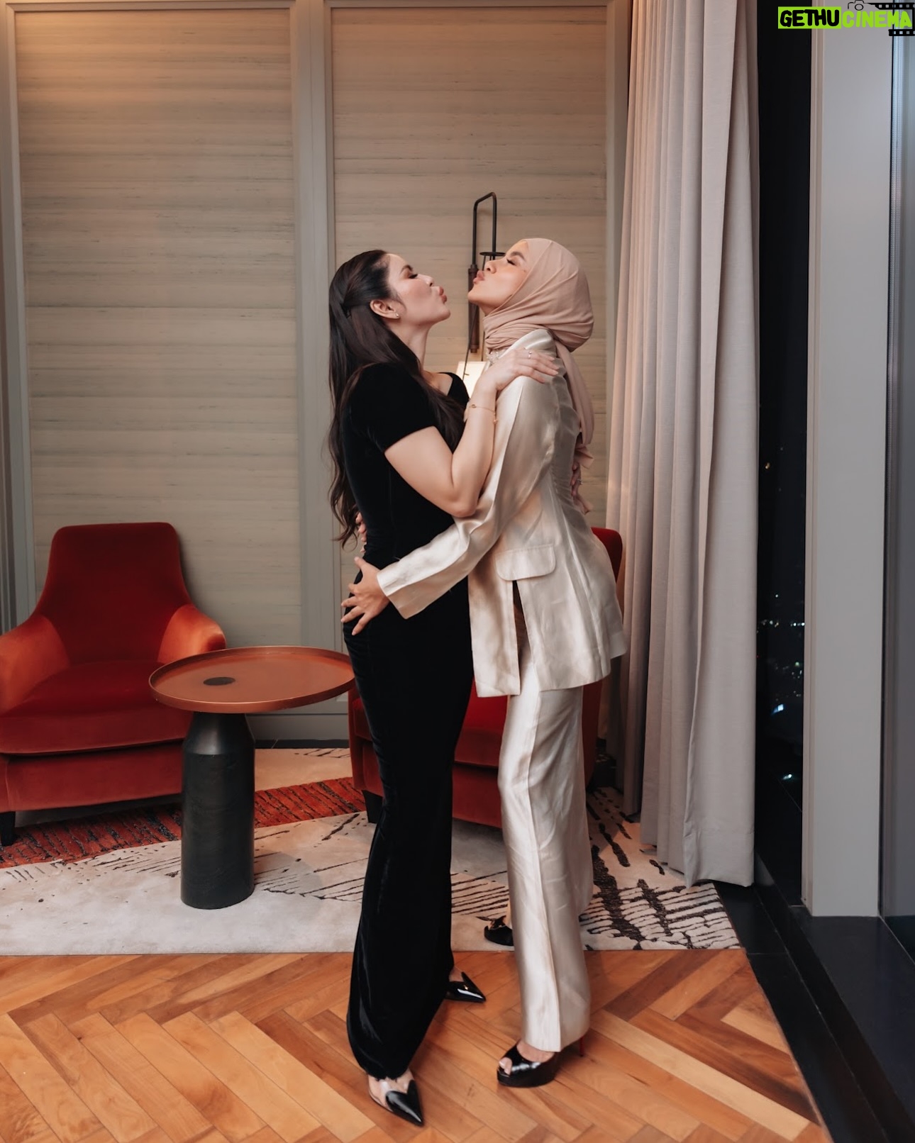 Olla Ramlan - 3 Likes - “Fate has a funny way of bringing the right people into our lives at the right time, even when we least expect it.”
Thank you all. ♥️OR.
#olramstyle
#olramdiary