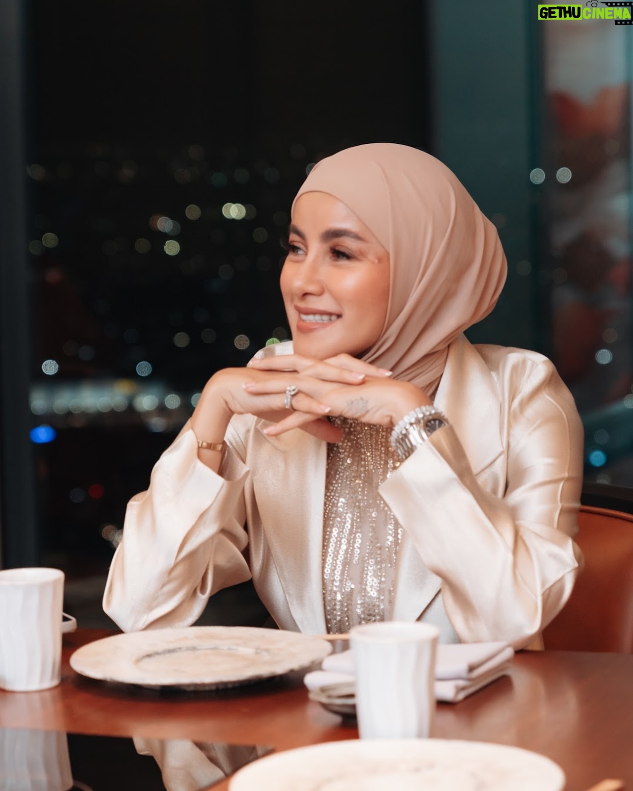 Olla Ramlan - 3 Likes - “Fate has a funny way of bringing the right people into our lives at the right time, even when we least expect it.”
Thank you all. ♥️OR.
#olramstyle
#olramdiary