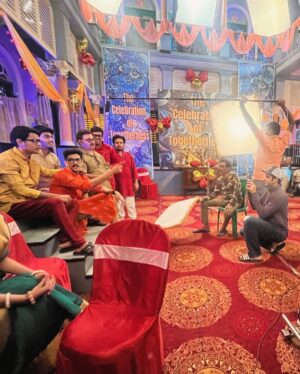 Pallavi Sharma Instagram - Thank you for giving so much love, A Very good team, I learned a lot, thank you for PIKLU guys, signing off❤️ #neemphoolermadhu @zeebanglaofficial