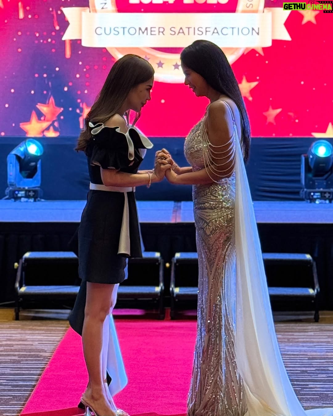 Patricia Javier - 132 Likes - To the future Noble Queen @missrheatan your kindness and generosity is beyond compare. Thank you for being an inspiration to us! #reyna #beautywithapurpose #noblequeenoftheuniverse #simpleirresistible♥ @daisyreyestobias