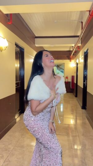 Patricia Javier Instagram - Sometimes we can be silly 🤪 just enjoy every moment #loosenup #dontbetooseriousallthetime #justrelaxandenjoy