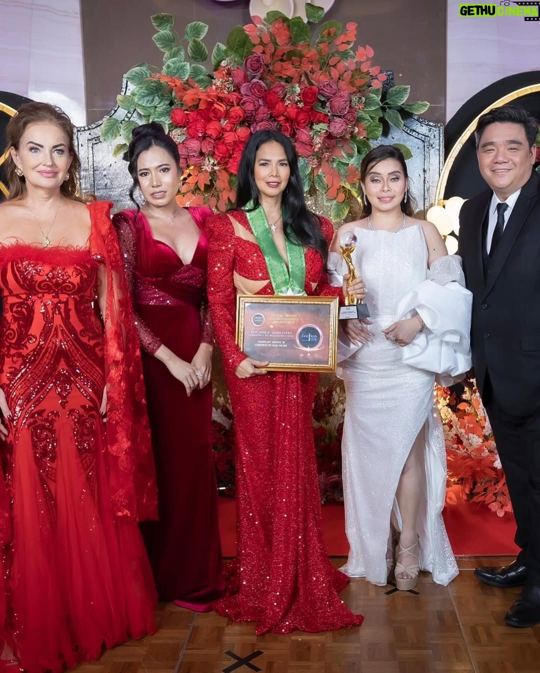 Patricia Javier - 100 Likes - Life is precious just follow your dreams. Thank you madam @bennilyn_amigo_molina of @globaltrendsbusinessleaders for the recognition to us @docrobschiropracticclinic #healthylifestyle #healthiswealth💚 photo by @joelmaniquis