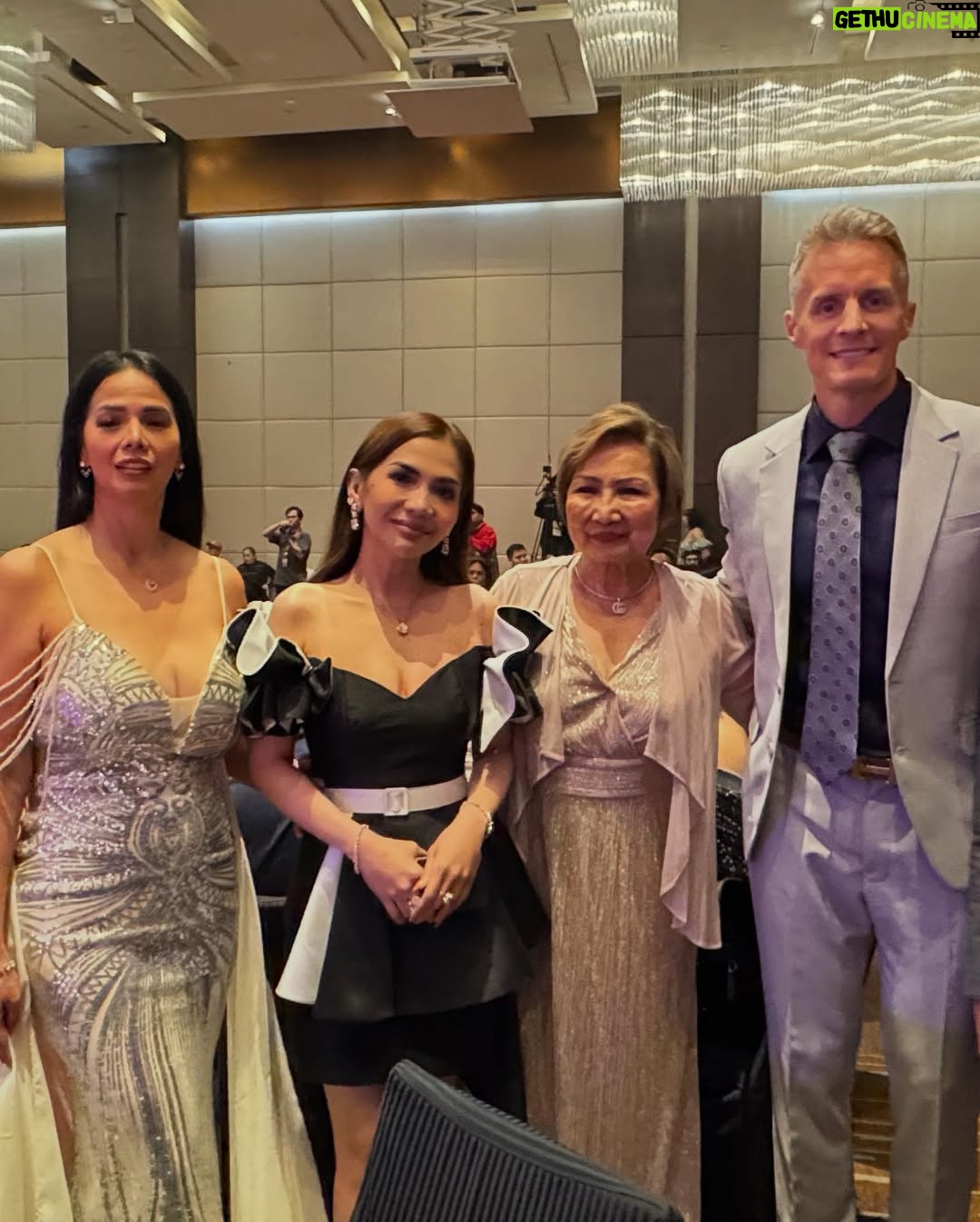 Patricia Javier - 287 Likes - Thank you so much to Tita @asteramoyo , @ricciAng & Sir Wilfredo of National Costumer’s Choice Annual Awards for the recognition @docrobschiropracticclinic @docrob74 & me. It’s a privilege to be recognized our team hard work 😓 we are dedicated to continue giving the world class services for health and wellness. We share this awards to our Doctors and Staff our patients who believe in us. To God be the glory ! #NCCAA #teamefforts #awards #