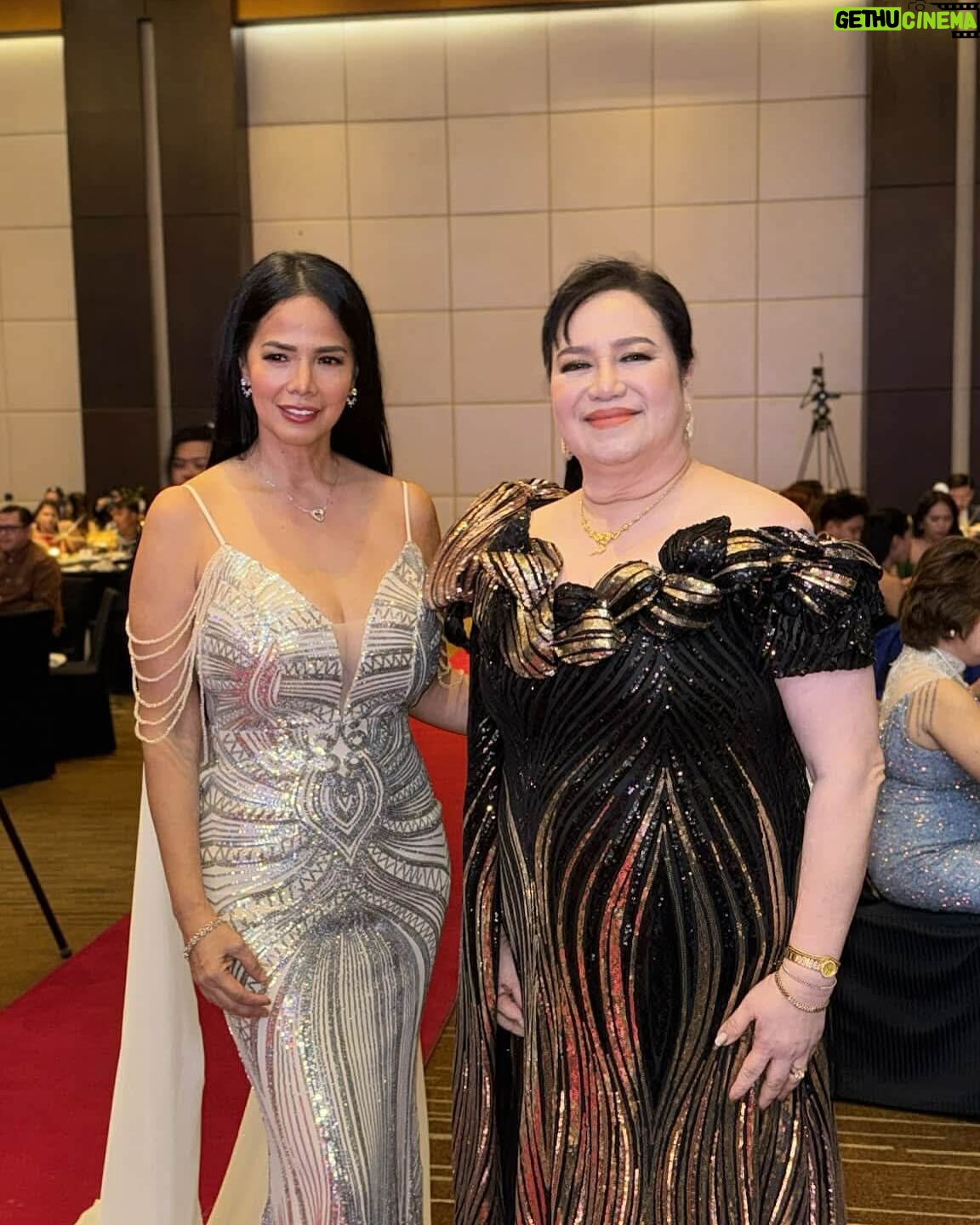 Patricia Javier - 287 Likes - Thank you so much to Tita @asteramoyo , @ricciAng & Sir Wilfredo of National Costumer’s Choice Annual Awards for the recognition @docrobschiropracticclinic @docrob74 & me. It’s a privilege to be recognized our team hard work 😓 we are dedicated to continue giving the world class services for health and wellness. We share this awards to our Doctors and Staff our patients who believe in us. To God be the glory ! #NCCAA #teamefforts #awards #