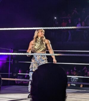 Patricia Parker Instagram - Tuesday night in Cincinnati 💪🏼 🥊

🐓 @thechickenpound // JUGGERNAUT
👨‍⚕️ @quawnjames
📺 @wwe @wwenxt
🏋🏼‍♀️ @bruteforce_au // JUGGERNAUT - 5% OFF