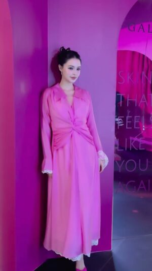 Patricia Tanchanok Good Instagram - ขอบคุณทาง #Galderma ที่ชวนไปร่วมงานนะคะ ประทับใจ immersive experience สุดๆ 🥰✨ #JourneyofGLOW 
#GlowThroughLife #SkinThatFeelsLikeYouAgain
#AestheticsByGaldermaThailand