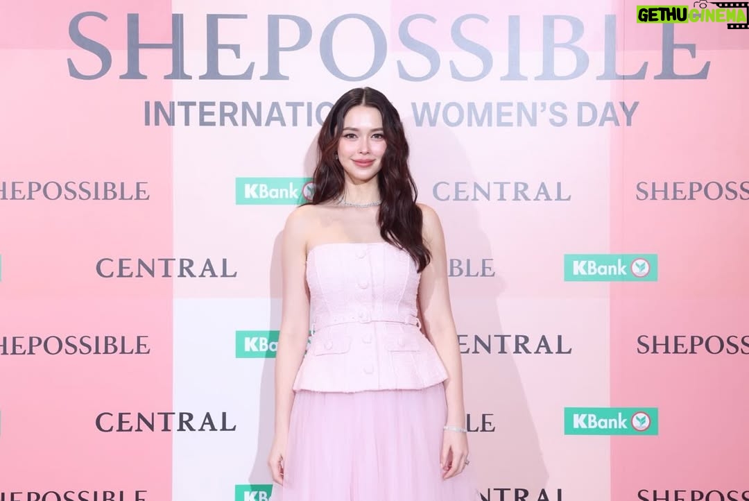 Patricia Tanchanok Good - 3 Likes - Honoured to have been a part of ‘Women’s Agenda Talks’ for Central International Women’s Day 2025 ☺️💗✨🎀
#SHEPOSSIBLE2025 ร่วมเฉลิมฉลองในทุกสิ่งที่คุณเป็น ตั้งแต่วันที่ 5 - 31 มีนาคม 2568 ณ เซ็นทรัลชิดลม 📍
#CentralDepartmentStore #CentralInternationalWomensDay2025
#วันสตรีสากล #Praewmag