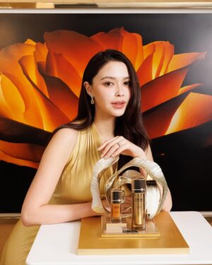 Patricia Tanchanok Good Instagram - ใหม่เซรั่มจาก Dior Beauty กับ Dior Prestige Le Nectar Intégral เซรั่มเข้มข้นให้การบำรุงล้ำลึกพร้อมคืนความอ่อนเยาว์ให้ผิวดูมีมิติ ✨ มาพร้อมเซรั่ม Dior Prestige Le Nectar Premier ช่วยให้ผิวอ่อนเยาว์ เน้นเรื่องริ้วรอย และ Dior Prestige Le Baume De Minuit ครีมบำรุงผิวกลางคืน มอบผิวแลดูแน่นกระชับและอิ่มเอิบขึ้น แพทลองแล้วรู้สึกว่าผิวได้รับการปรนนิบัติแบบสมบูรณ์แบบที่สุดเลยค่ะ 🌹😍

วางจำหน่ายแล้วที่ Dior Beauty ทุกสาขา และ ออนไลน์ shop.dior.co.th 

#DiorPrestige #DiorBeauty @DiorBeauty