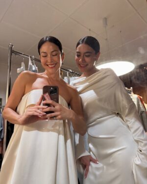 Paula Taylor Instagram - 👰🏻‍♀️👰🏻‍♀️👰🏻‍♀️ @vvonsugunnasil brides x
@vvonsugunnasil_official @kimmy_kimberley @janekasemsarn 💍✨
#vvonsugunnasil