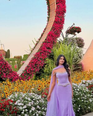 Payal Gaming Instagram - Disney princess energy 🌸🎀

Wearing : @evabledesigns