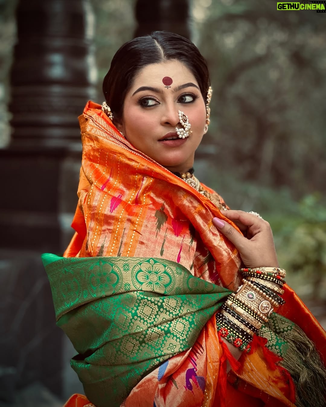 Payal Pati - 65.1K Likes - महाराणी येसूबाई😍🚩श्री सखी❤️
@makeupartist_nidhi_vilas_patil
💅- @_nailson.fleek_ @divuu_2507