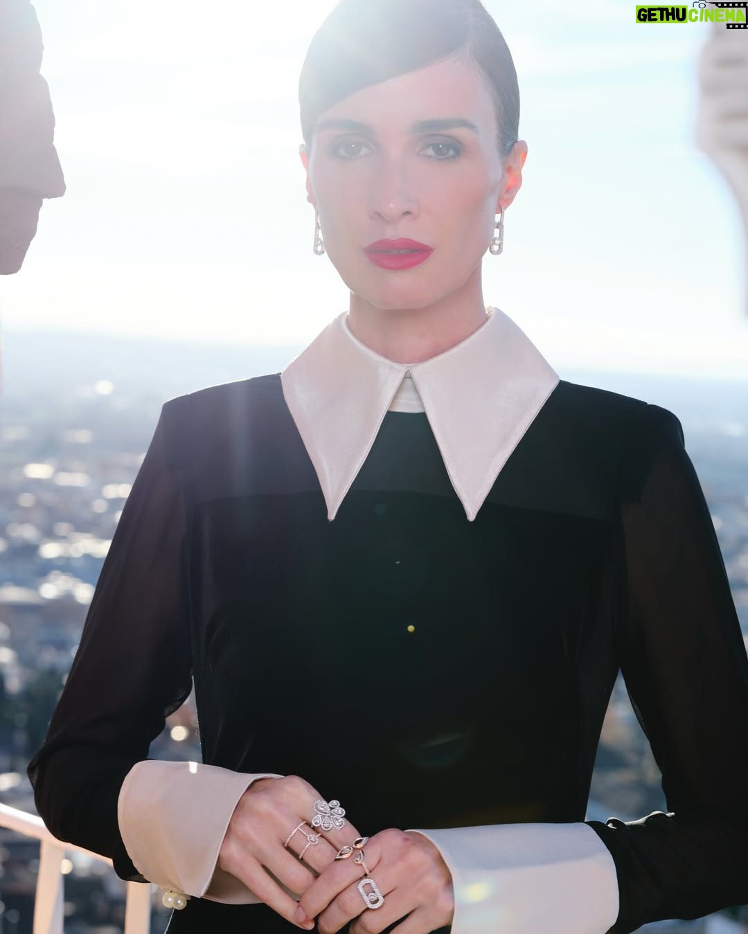 Paz Vega - 6.7K Likes - 🖤 Queda mucho por sentir ✨
#Goya2025
@messika
@cherubinaofficial
@hotelalhambrapalace
@aquazzura
@academiadecine
@saigucosmetics
Photo: @enekoingunza
Styling : @stellopino