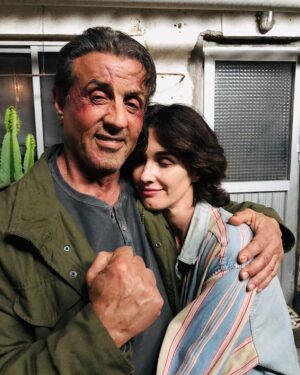 Paz Vega Instagram - Entre rodajes, atascos en la 405, tacos a medianoche y momentos familiares… ¡Los Ángeles me dio de todo! 🎬🌮🚗💫 Un capítulo lleno de historias (y guiones sin escribir) que siempre llevaré conmigo. ¿Continuará? 🤔✨ #LosAngeles #Memorias #LaHistoriaSigue