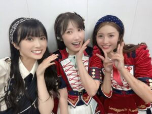 Pile Instagram - .
あれれ、結構撮ったんだけどな🤣🩷
一旦持っているものだけ、、🤳
大所帯になりました。
いつまで皆と出来るかはわからないけど…
またたまに呼んでね😌🩷
今年は15周年なので頑張るよ！！❤️‍🔥
.
.
わたしと写真撮った後輩ちゃん達
わたしに写真をください🥹
と、みんなよびかけてください！！🤣🩷
.
.
小学生のときに、、踊ってましたって、、そんなこたちと、、、頑張りました…😂🫶🏻
#ラブライブ #lovelive 　#μʼs 　#LLSAT_横浜_day1　#LLSAT_横浜_day2　#Aqours #虹ヶ崎スクールアイドル同好会 #liella !! #蓮の空女学院スクールアイドルクラブ