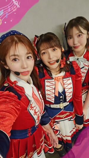 Pile Instagram - .
まぁ、こんな日なので…💝
今日のために
撮っといたの！！
素晴らしいでしょ😉💕?
.
.
.
.
.
(ソファーで横になりながら編集する1日🤟🥰)
.
.
.

#0214 #バレンタインデー　#valentines #happyvalentinesday #もぎゅっとloveで接近中 #ラブライブ #lovelive #μʼs #LLSAT_横浜_day2