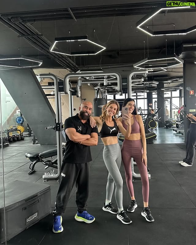 Pimpinha Jardim - 6.9K Likes - Sempre bom voltar a casa 🤍