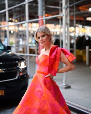 Pimpinha Jardim Instagram - International Emmy Awards ✨

Dress: @joao_rolo_couture
Jewels: @boutiquedosrelogiosplus
Styling: @goncalomello 
Ph: @ruivalido