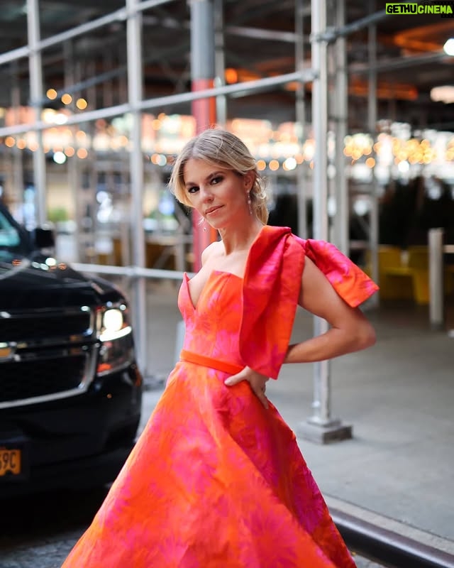 Pimpinha Jardim - 13.4K Likes - International Emmy Awards ✨
Dress: @joao_rolo_couture
Jewels: @boutiquedosrelogiosplus
Styling: @goncalomello
Ph: @ruivalido