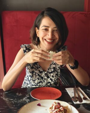 Plabita Borthakur Instagram - Had the best tacos ever! Spent a lovely afternoon at @pocolocotapasandbar with @kunjgutka. We went to catch up but ended up too busy stuffing ourselves- because the food was that good! Guess the catching up will have to wait. The drinks were just as refreshing!
Thank you @hellodspr 
.
.
.
.
.
.
.
.
#plabitaborthakur #mumbai #restaurant #mexicanfood #dineout #dayout #lifestyle #happiness #love #food