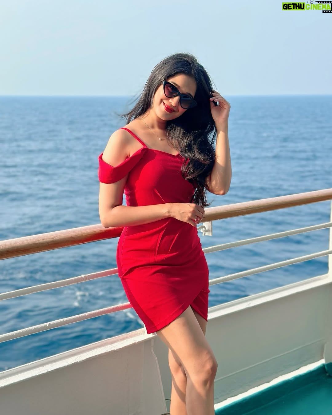 Prachi Bansal - 15K Likes - When in doubt, wear a RED dress!❤️❤️❤️
:
:
:
:
:
:
:
#instagood #reddress #potd #ootd #pose #grateful #vitaminsea #vacaymode #prachibansal