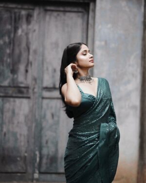 Pranali Ghogare Instagram - Dazzling वातावरण ✨