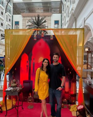 Pranitaa Pandit Instagram - Brunch, but make it ✨magical✨! A feast for the senses at ITC Maratha—where delicious bites meet mystic insights. From mesmerizing magic tricks to tarot revelations and astrological wonders, every moment was sprinkled with a little bit of the extraordinary! Who knew brunch could be this enchanting? ✨♠️🔮🌙 #MagicOnMyPlate #BrunchWithATwist #ITCExperience @itcmaratha