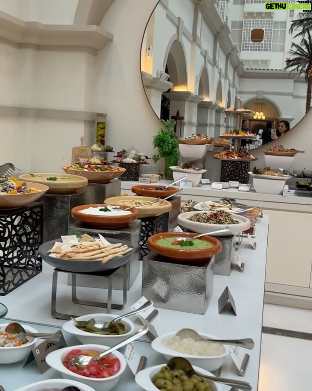 Pranitaa Pandit - 25.9K Likes - Brunch, but make it ✨magical✨! A feast for the senses at ITC Maratha—where delicious bites meet mystic insights. From mesmerizing magic tricks to tarot revelations and astrological wonders, every moment was sprinkled with a little bit of the extraordinary! Who knew brunch could be this enchanting? ✨♠️🔮🌙 #MagicOnMyPlate #BrunchWithATwist #ITCExperience @itcmaratha