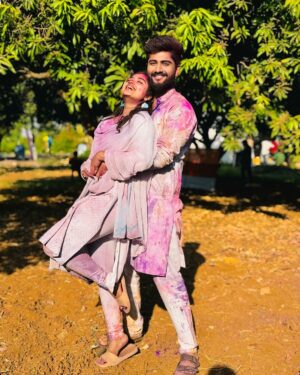 Preethi Sharma Instagram - SRIDHYA ❤️

Happy Holi 🌈🎉🪅🎨🎊🔫 

May this festival be as colourful as your thoughts are 💫
 
@the_prithviraj 

#sridhya #sridhya😍❤️ #sridhyaholicelebration #holi #happyholi #holifestivalofcolours #holivibes🌈2k25❤️💜🧡💛💚💙 #aadhya #psr #zeetelugu #hyd #🧿 #preefam☮️ #preevibes☮️ #preelovesyou☮️