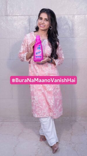 Priya Ahuja Instagram - For me, Holi and Fashion go hand in hand. With @vanish.india , I now keep my festive outfits spotless and sparkling and celebrate in style! #BuraNaMaanoVanishHai #Holi #Vanish