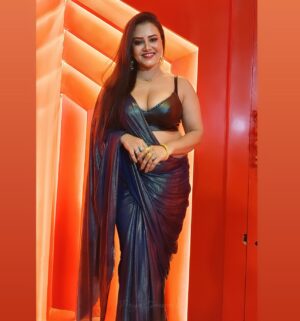 Priya Gamre Instagram - Saree love ❤️ 
#priyagamre