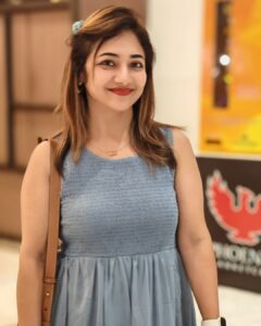 Actress Priya Prince HD Photos and Wallpapers April 2025