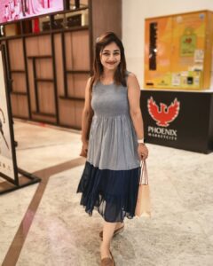 Actress Priya Prince HD Photos and Wallpapers February 2025