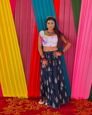 Priyanka Chaurasia Instagram - Holi vibes only! ✨🎊Gulaal-Kissed Cheeks! 💖
#fun #k #explorepage #reels #fashion #viral #explore #colorful #official #delhi #food #colour #holivibes #holikadahan #bollywood #rang #instadaily #happiness #dj #photoshoot #picoftheday #gulal #follow #rangbarse #festivals #music #colourful #piikuuuu