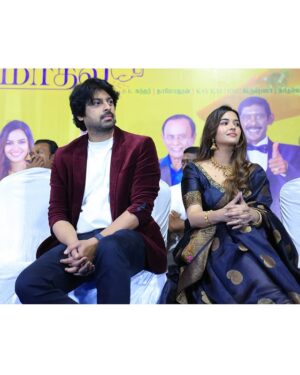 Pujita Ponnada Instagram - At the teaser launch of ‘Konjam Kaadhal Konjam Modhal’ 🤍

📸 @kg_clickz 

#pujitaponnada #kkkm #konjamkaadhalkonjammodhal