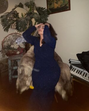 Qudsia Ali Instagram - Birthday mode…. 

#qudsiaali #instagood #instalike #birthday #ootd