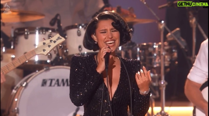 RAYE - 1.2 Million Likes - Performing on this Grammy stage. š«š
this moment my heart fell out of my chest and onto this stage, this wild bucket list dream we were granted, with my beautiful musical family, with all this PASSION and love, I will treasure this moment for as long as I live.
ššššš