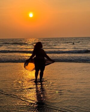 RJ Malishka Instagram - The Goa I love looks like this.
What a super start to the New Year. I wish you this same Goa of peace, culture, Susegaad, real hidden gems,great quality and even better friends to celebrate with. Amen.Happy New Year, folks. May it be like Goa this year. Fewer tourists, more friends ❤️