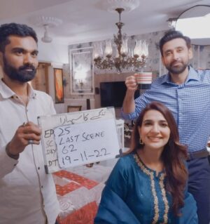 Rabab Hashim Instagram - And it's a wrap for Duriya in Tinke ka Sahara! 
A big big thank you to two of my favorite people on set @sami_khan.official and @zeeeshaan_ahmed our director for always being so supportive! Thank you to the rest of the amazing team, cast and crew and to you guys for watching and loving the show 😊

@aytoorofficial you were missed! But see you real soon ❤️

👗 @azureofficial.pk

@moomal_productions_official 
@humtvpakistanofficial 
#TinkayKaSahara #RababHashim